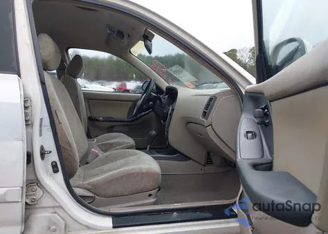 2001 Hyundai Elantra Gls z USA, uszkodzony, nr VIN KMHDN45D21U157878